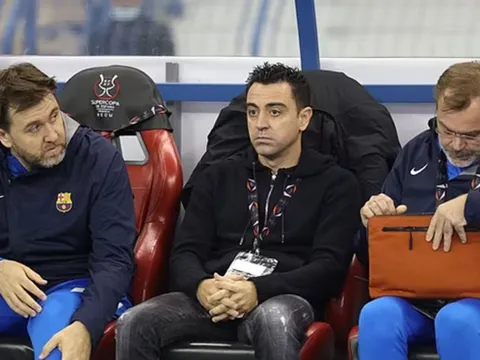 Xavi: "Chúng tôi đã mắc sai lầm"