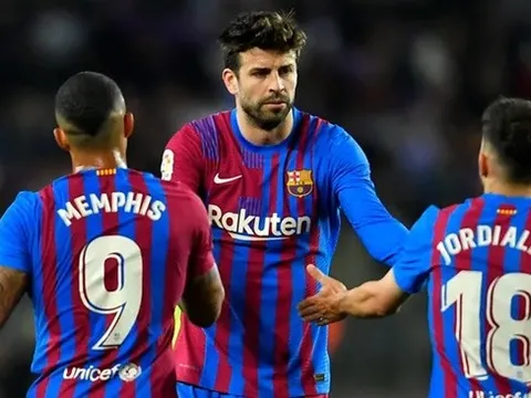 Xavi cập nhật về tình hình của Pique