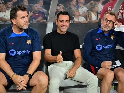 Xavi hạ thấp vai trò của Pique