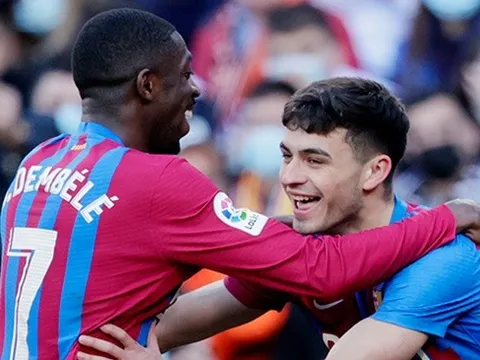 Xavi: "Không có tài năng trẻ nào triển vọng hơn Pedri"