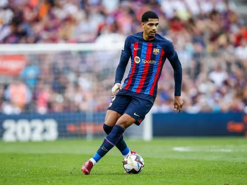 Xavi nổi giận với danh sách chấn thương