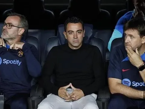 Xavi: "Tôi thất bại với tư cách 1 HLV"