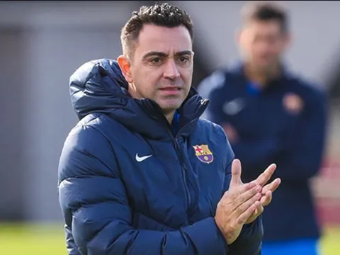 Xavi xem nhẹ Mbappe, chọn 3 tiền đạo hay nhất thế giới