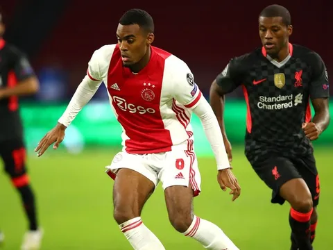 Xem giò Pogba 2.0, tài năng sáng chói của Ajax khiến các đội bóng lớn khao khát