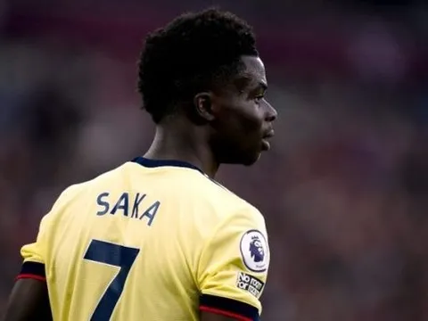 Xếp hạng 8 số 7 trong lịch sử Arsenal: Saka sau 3 người