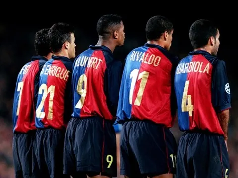 Xếp hạng các cầu thủ mặc áo số 9 ở Barcelona 25 năm qua: Ronaldo về 3