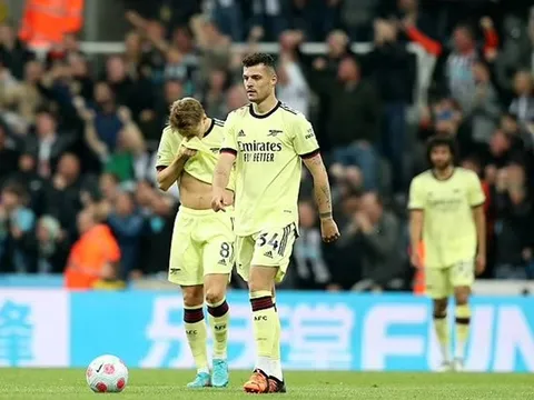 Xhaka: Arsenal với Newcastle nên đổi vị trí