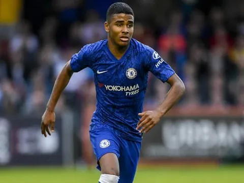 XONG! "Cầu thủ toàn năng" rời khỏi Chelsea