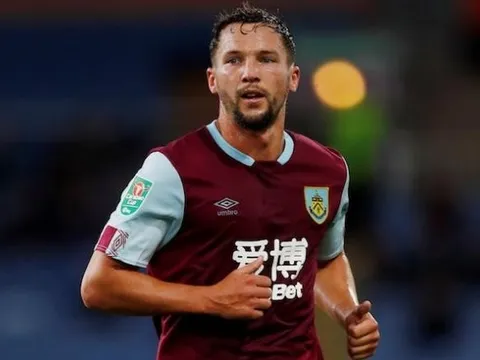 XONG! Chelsea mua sắm rầm rộ, tiền vệ 'thất sủng' xác nhận ra đi