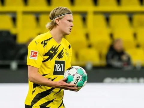 XONG! Giám đốc Dortmund chốt tương lai của Erling Haaland
