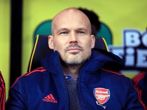 XONG! Ljungberg xác nhận tương lai tại Arsenal