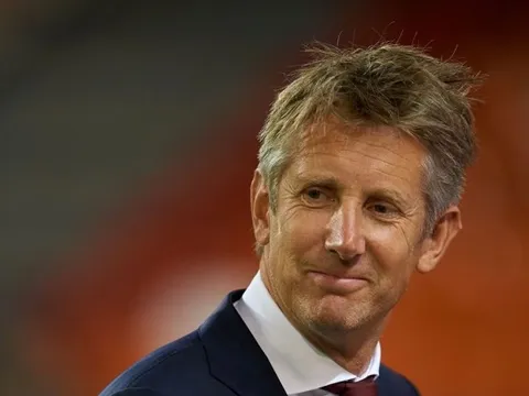 XONG! Quá rõ khả năng Van der Sar trở lại Man Utd