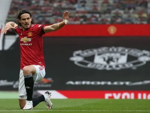 XONG! Solskjaer lên tiếng, tương lai của Cavani trở nên mịt mờ