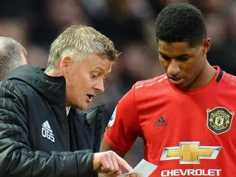 XONG! Thua PSG, Man Utd lại nhận tin dữ từ Solskjaer