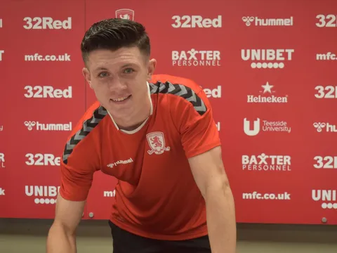 XONG! Từ chối Arsenal lẫn Chelsea, "Tiểu sát thủ" chốt bến đỗ gây sốc