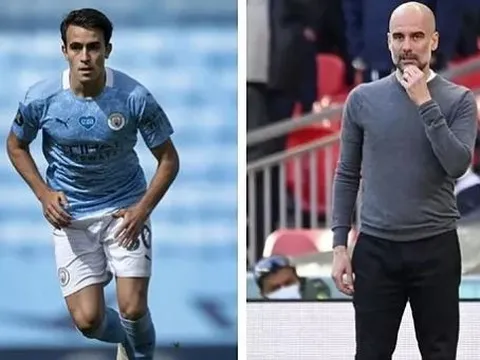 XONG! Vô địch League Cup, Guardiola xác nhận 'trò cưng' sẽ đến Barca