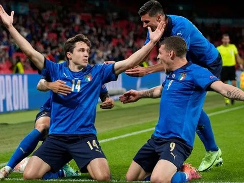 Ý vào tứ kết, Mancini nói lời thật lòng về Bồ Đào Nha và Bỉ