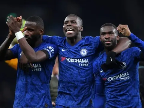 Yêu cầu quá đáng, Chelsea lỡ dịp tống khứ "cục nợ" hàng thủ