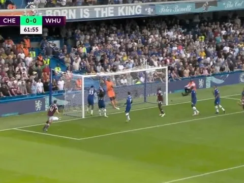 "Yếu kém từ Mendy. Declan Rice phản ứng rất tốt"