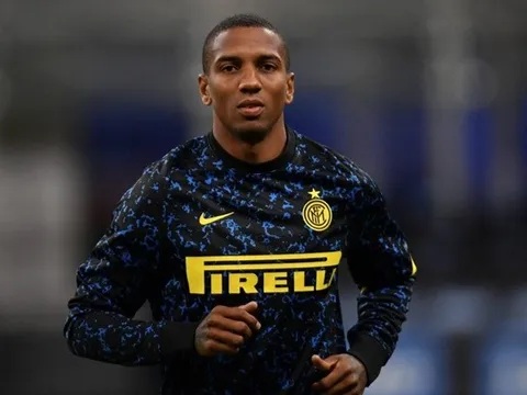 Ashley Young sắp trở lại mái nhà xưa