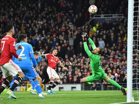 Đội hình hay nhất lượt về vòng 1/8 C1: Ác mộng của M.U; Sát thủ số 1