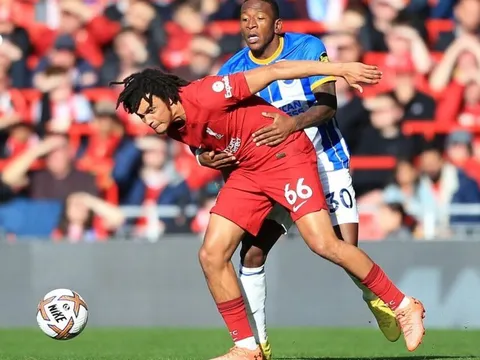 Trent Alexander-Arnold vừa khiến Jurgen Klopp sáng mắt ra