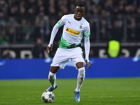 Man Utd tăng tốc trong việc chiêu mộ "Vieira mới"