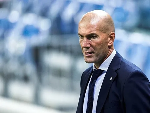 Zidane ra quyết định, gián tiếp giúp Quỷ đỏ có nhà cầm quân mới?