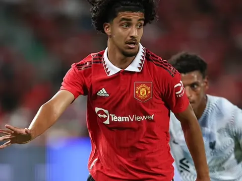 CĐV Man United: "Đây là Zidane hay nhất trong lịch sử"