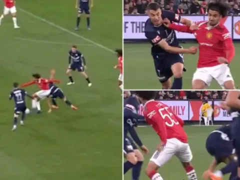 Zidane của M.U xoay compa ảo diệu, khiến hàng thủ Melbourne choáng váng