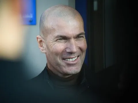 Zidane được thỉnh cầu làm điều nghịch ý PSG