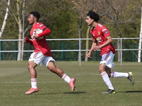 Zidane của Man Utd ghi bàn solo ngoạn mục, góp phần nhấn chìm đối thủ