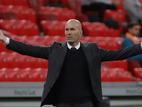 Zidane nhận tin dữ, Real gặp khó chặng về đích khốc liệt