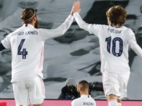 "Zidane rõ ràng có nhiều mạng sống hơn một con mèo"