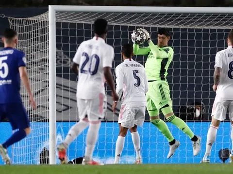 'Real Madrid vẫn sống sót'