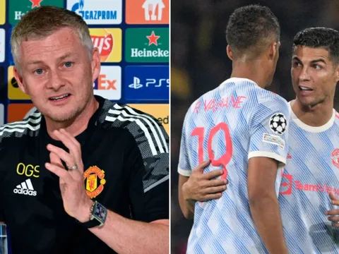Solskjaer giải thích lý do rút Ronaldo, Fernandes ra nghỉ
