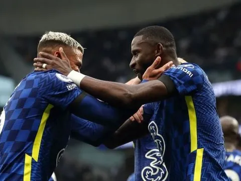 "Chữ ký xuất sắc của Chelsea, luôn đi trước đối thủ 2 bước"