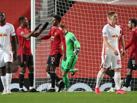 CĐV Man Utd: "Chấm dứt! Cậu ta trông thật gian xảo và đáng hổ thẹn"