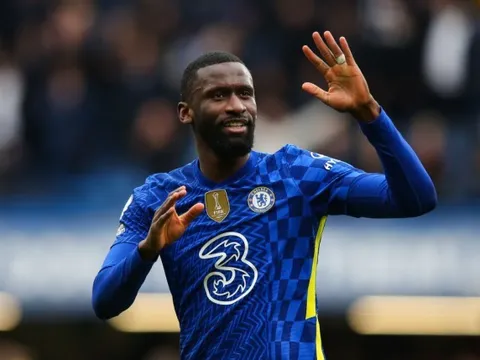 Rudiger chia tay Chelsea