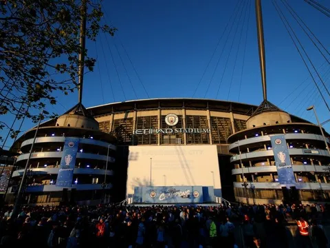 Choáng! 'Bộ sậu' Sporting Lisbon đã có mặt ở Man City