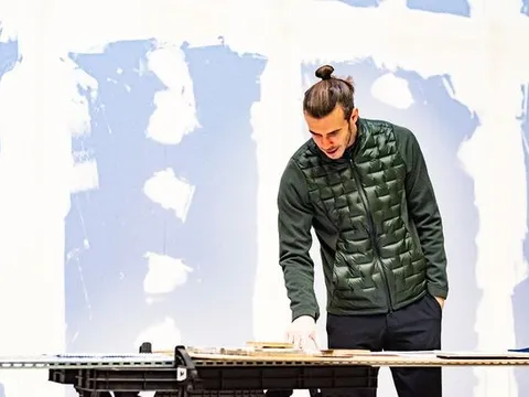 Bất chấp COVID-19, Bale mở chuỗi nhà hàng, quán bar, sân golf