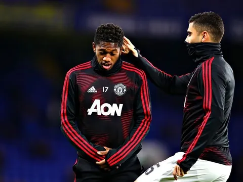 Đây, rõ lý do Fred và Pereira chìm trong bóng tối tại Old Trafford!