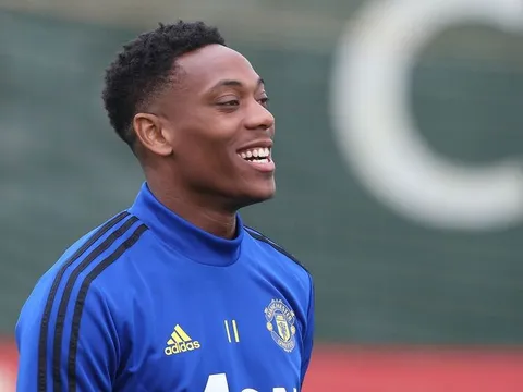 Sau một năm, 'nụ cười đó' sẽ chứng tỏ Mourinho sai lầm