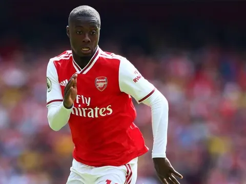 "Cậu ấy là cầu thủ hay nhất của Arsenal trên sân"