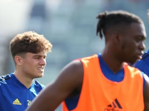 Man Utd hòa thất vọng, ban huấn luyện suy nghĩ trái ngược về 2 cái tên