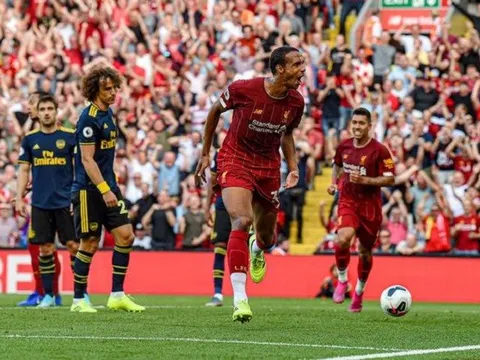 Arsenal thua tan tành, Gary Neville vẫn chỉ ra được điểm tích cực