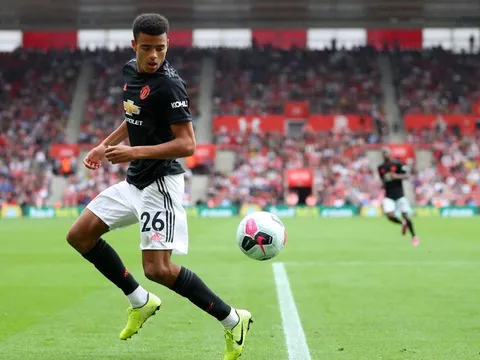 Man Utd chốt danh sách dự Premier League: Mason Greenwood vắng mặt