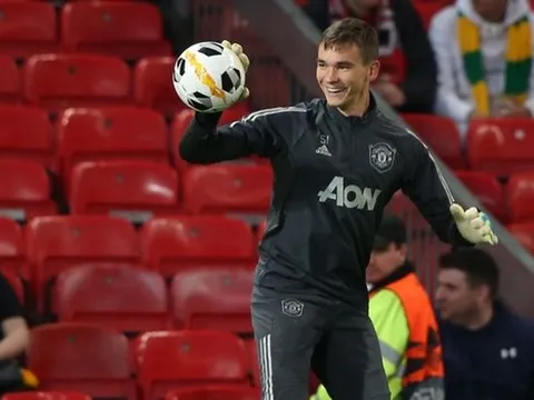 CHÍNH THỨC! Man United đẩy đi "người nhện" trẻ tiềm năng