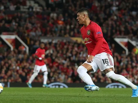 Fan Man Utd: "Nhờ cậu ấy, lần đầu Solskjaer thấy được một quả tạt ra trò"