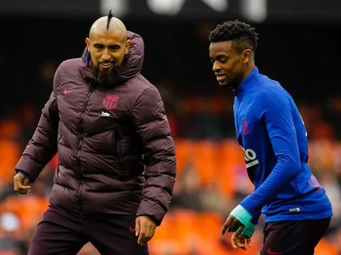 Ít nhất 6 cái tên phải rời Barcelona Hè này